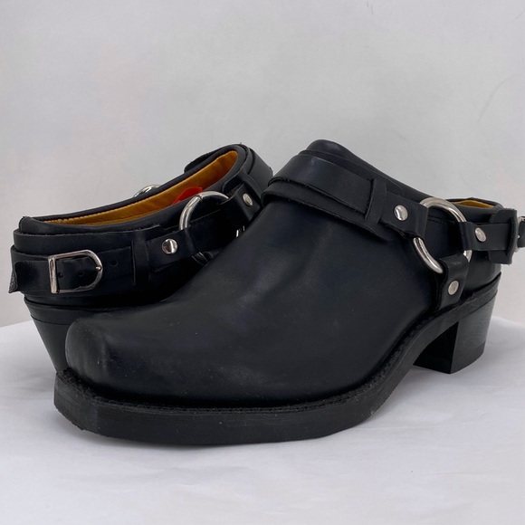 Frye black leather ankle booties - Picture 1 of 9